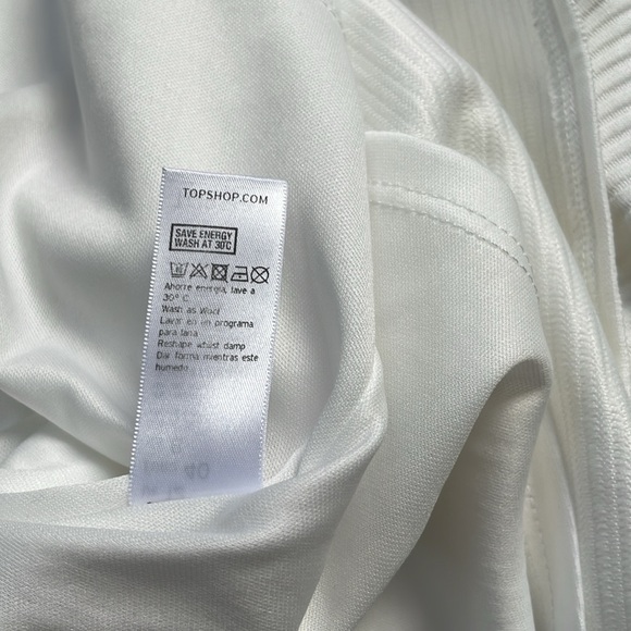 TOPSHOP white cutout dress with open back and zipper, size 8 - Picture 8 of 8